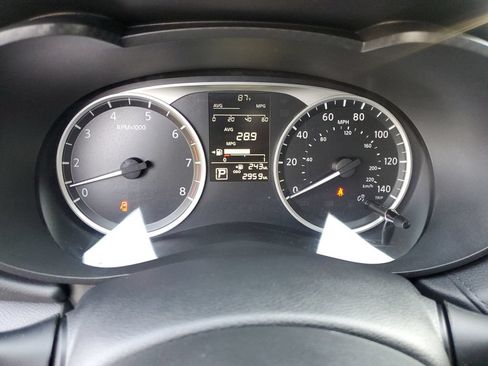 Certified 2025 Nissan Versa S w/ S Plus Package FWD image 24