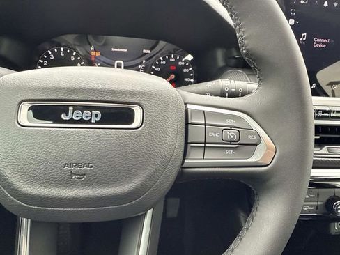 New 2026 Jeep Compass Latitude image 15