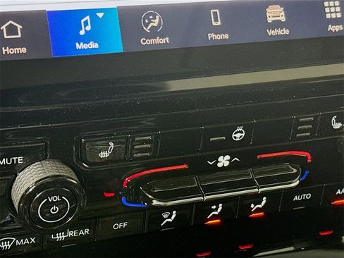 Used 2022 Jeep Grand Cherokee Limited 4xe image 14