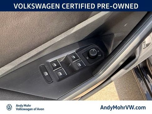 Used 2024 Volkswagen Jetta SE FWD image 15
