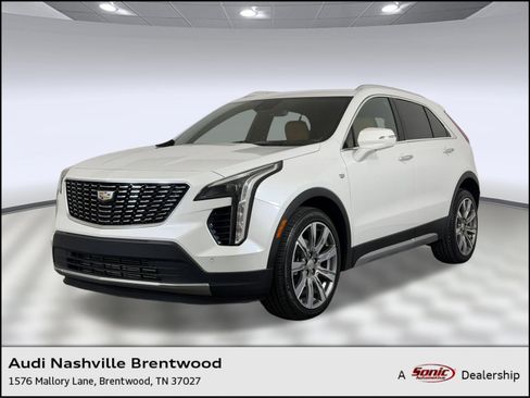 Used 2022 Cadillac XT4 Premium Luxury FWD image 1