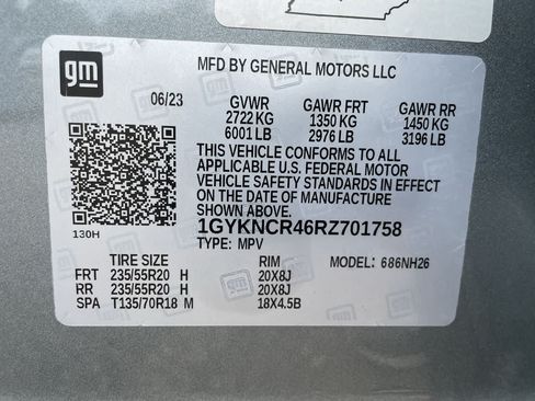 Certified 2024 Cadillac XT5 Premium Luxury w/ LPO, Floor Liner Package FWD image 35