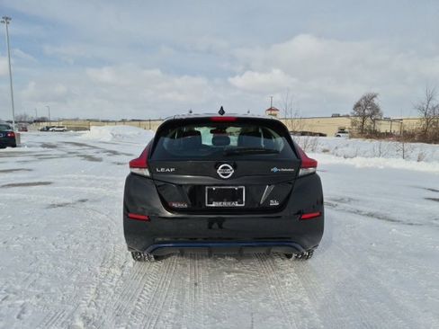Used 2021 Nissan Leaf SL Plus image 6