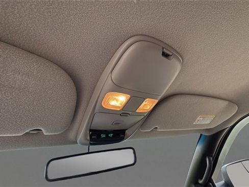 Used 2002 Dodge Ram 2500 Truck SLT image 32