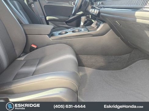 Used 2025 Honda Civic Sport image 16
