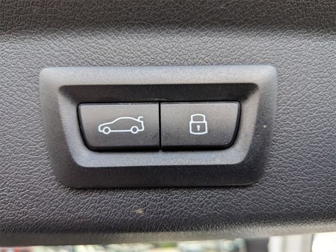 Used 2025 BMW X2 xDrive28i image 32