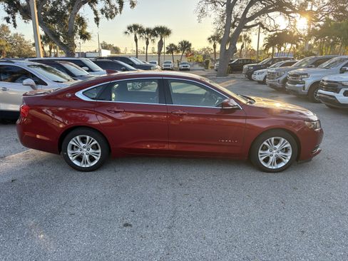 Used 2015 Chevrolet Impala LT w/ Convenience Package image 6