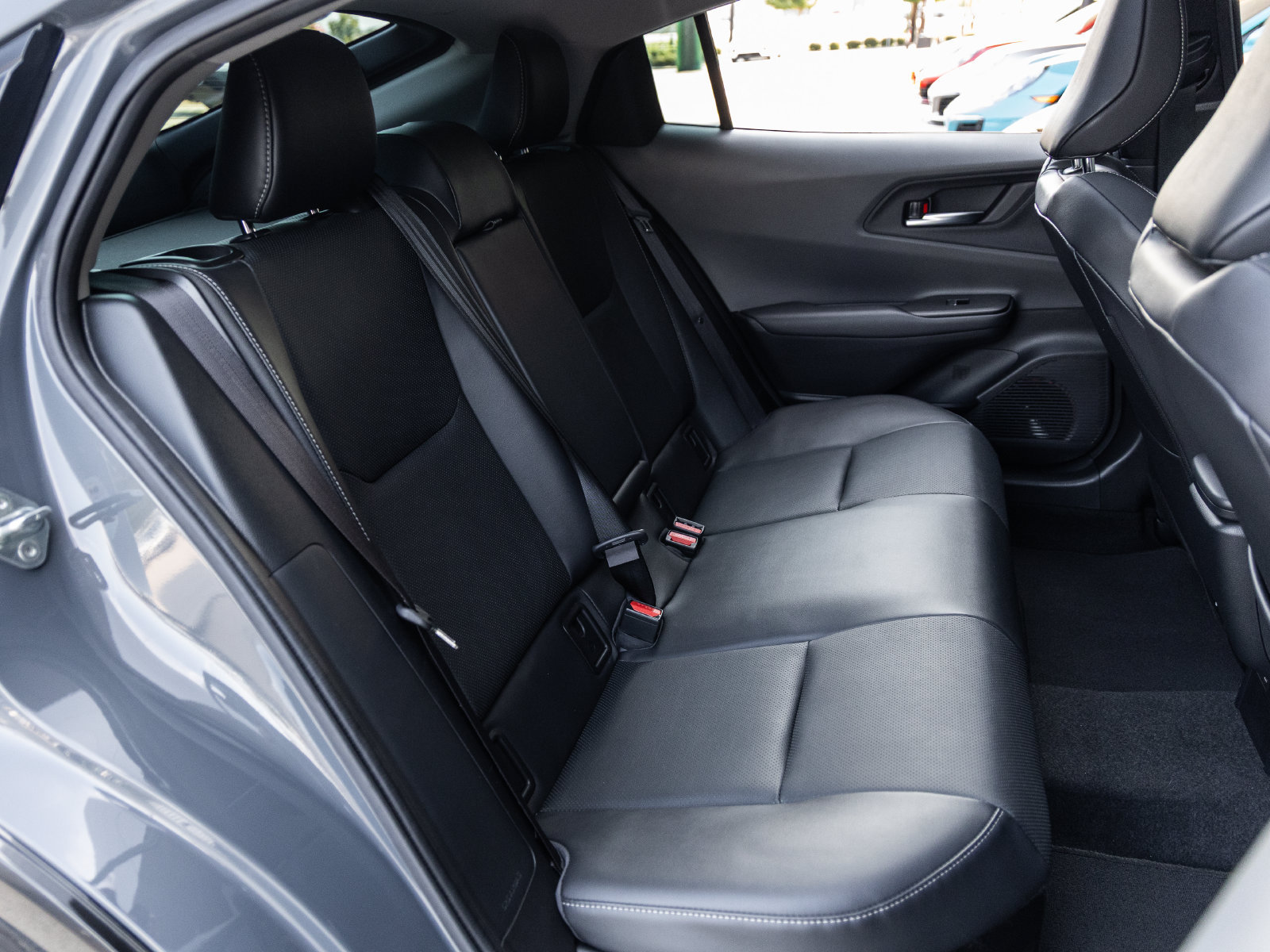 Used 2024 Toyota Prius Limited w/ Limited Premium Package FWD image 40