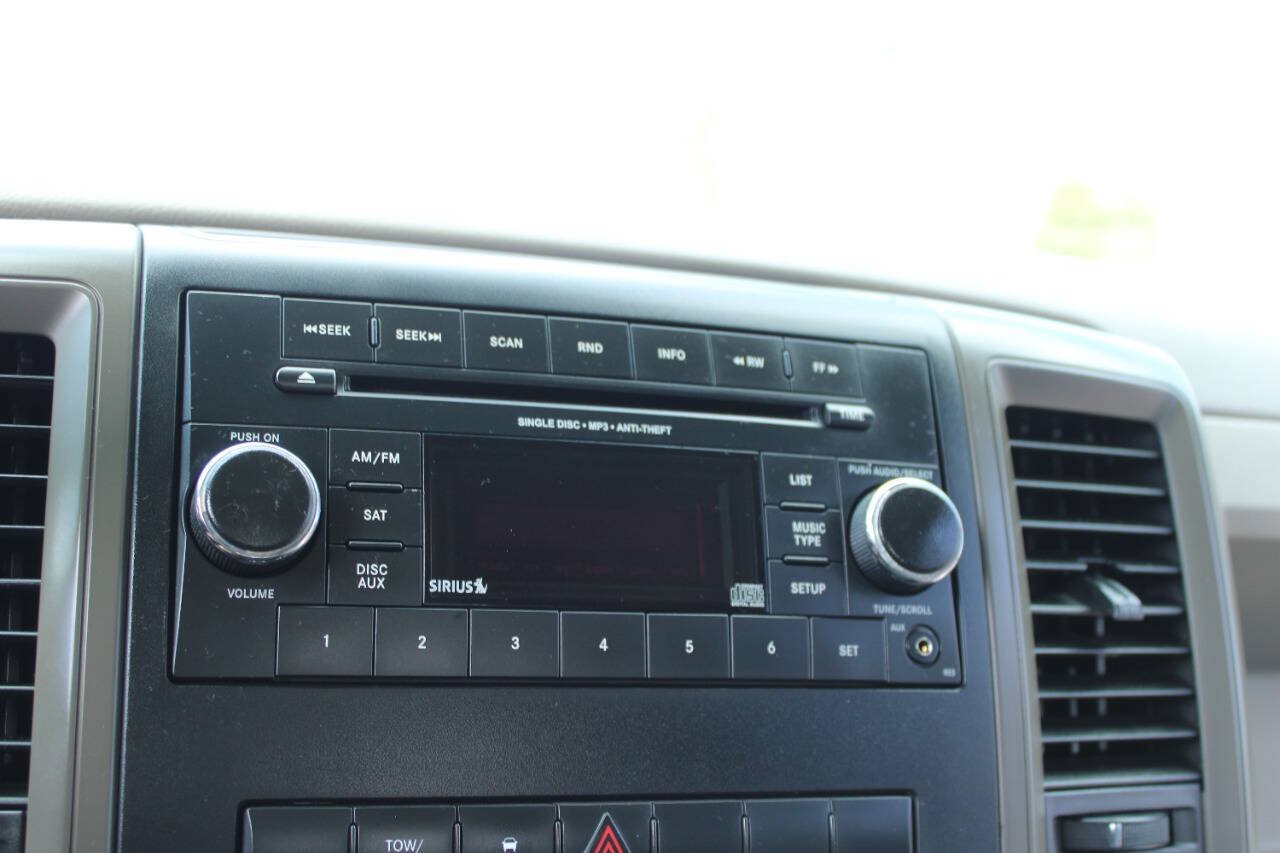 Used 2011 RAM 1500 ST w/ SXT Appearance Group AWD/4WD image 28