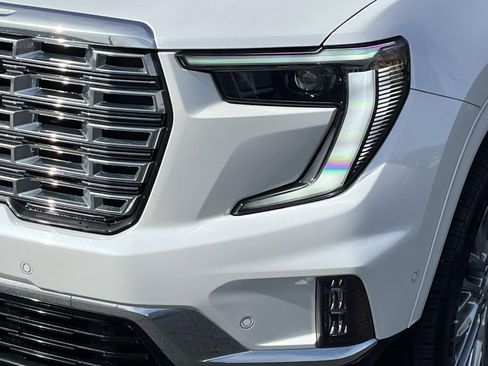 Used 2024 GMC Acadia Denali w/ Super Cruise Package image 11
