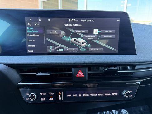 Used 2024 Kia EV6 Light image 24