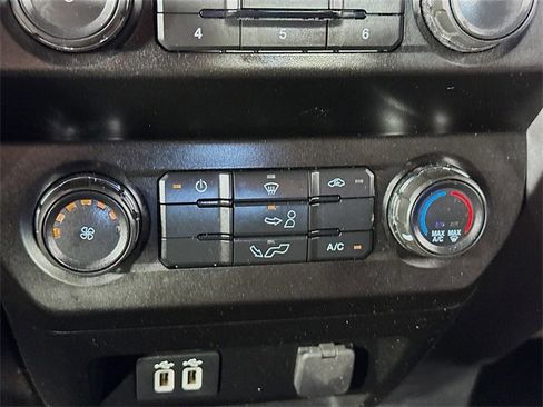 Used 2020 Ford F150 XLT w/ Trailer Tow Package image 15