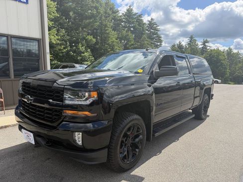 Used 2019 Chevrolet Silverado 1500 LT w/ All Star Edition AWD/4WD image 1