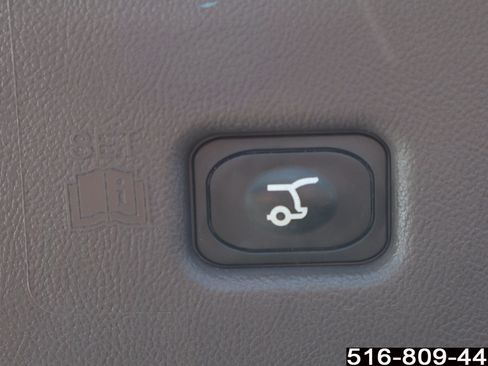 Used 2023 Lincoln Nautilus Reserve AWD/4WD image 25