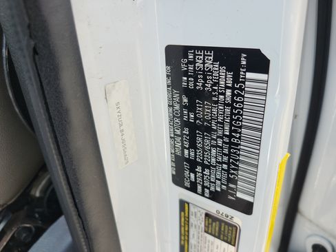 Used 2018 Hyundai Santa Fe Sport FWD image 24