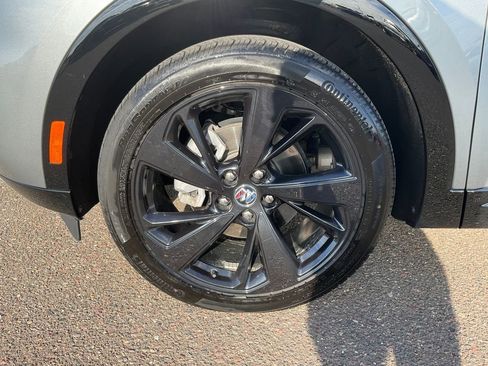 Used 2023 Buick Envision Essence w/ Sport Touring Package image 35