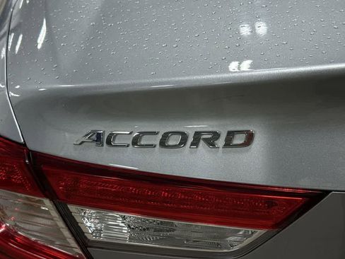 Used 2018 Honda Accord LX image 23