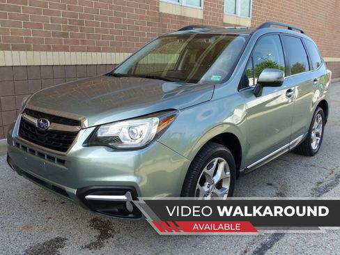 Used 2017 Subaru Forester 2.5i Touring AWD/4WD image 1