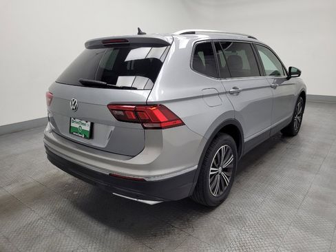 Used 2019 Volkswagen Tiguan SEL image 9
