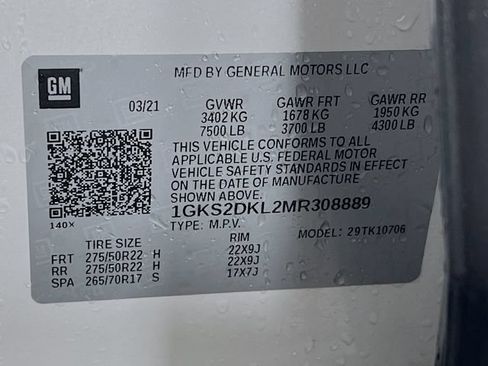 Used 2021 GMC Yukon Denali w/ Denali Premium Package AWD/4WD image 11
