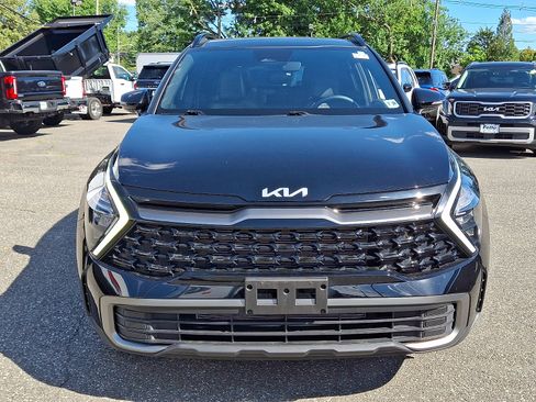 Certified 2023 Kia Sportage X-Line w/ X-Line Premium Package AWD/4WD image 2