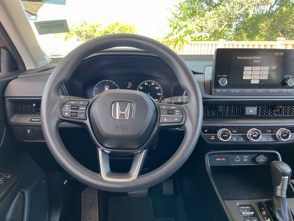 Used 2025 Honda CR-V EX image 16