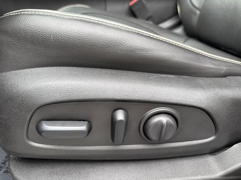 Used 2019 GMC Acadia Denali w/ Technology Package image 13