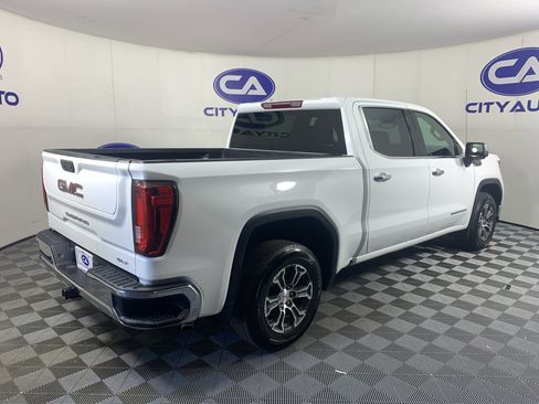 Used 2025 GMC Sierra 1500 SLT RWD image 3