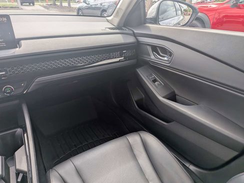 Used 2023 Honda Accord EX-L image 16