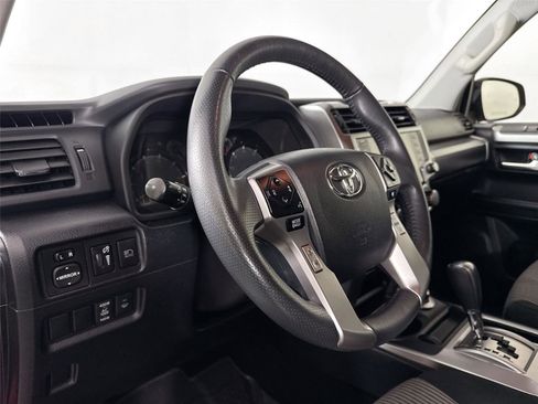 Certified 2024 Toyota 4Runner SR5 AWD/4WD image 4