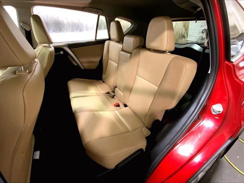 Used 2015 Toyota RAV4 Limited image 20