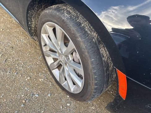 Used 2017 Cadillac XTS Luxury image 3