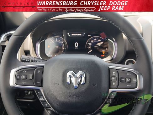 New 2026 RAM 1500 Big Horn AWD/4WD image 19