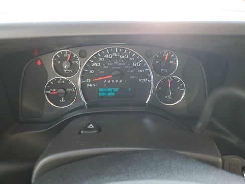 Used 2023 GMC Savana 2500 Extended w/ Driver Convenience Package image 21