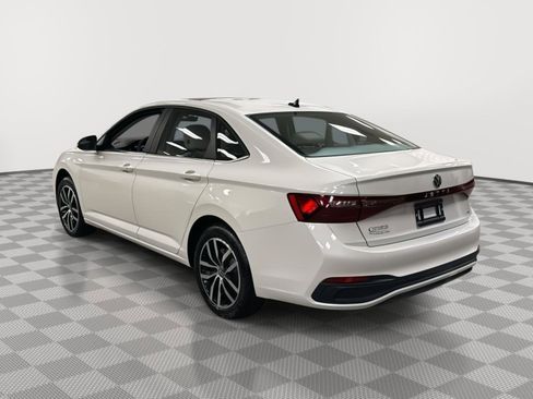 New 2026 Volkswagen Jetta SE image 7