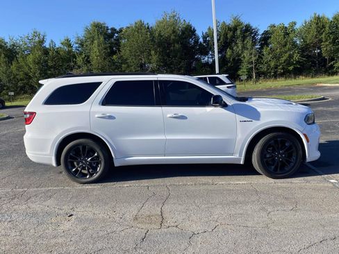 Used 2024 Dodge Durango R/T RWD image 9