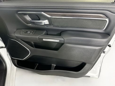 Used 2025 RAM 1500 Laramie image 30