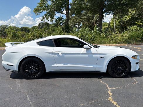 Used 2019 Ford Mustang GT Premium w/ GT Performance Package RWD image 4