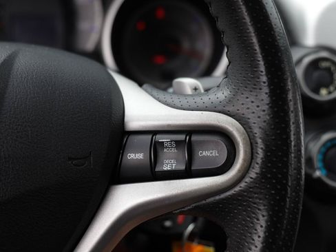 Used 2010 Honda Fit Sport image 25