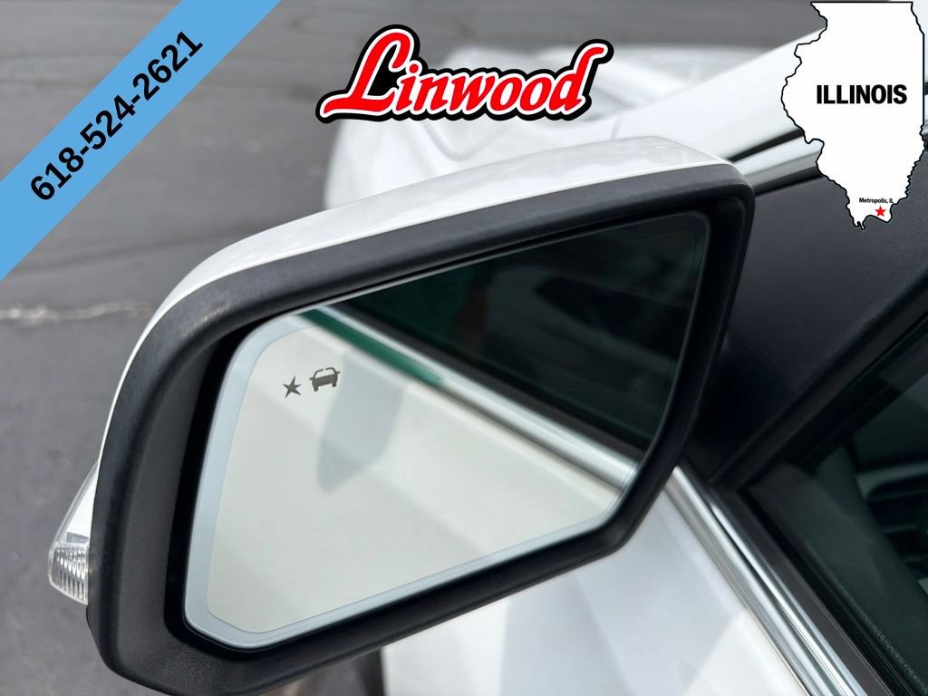 Used 2023 GMC Acadia SLT w/ Preferred Package FWD image 13