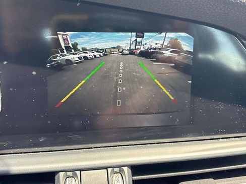 Used 2019 Alfa Romeo Giulia AWD image 17