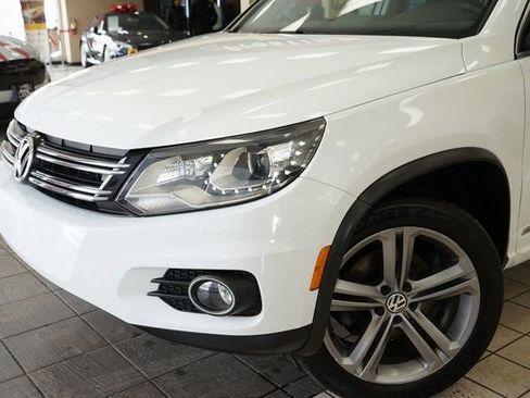 Used 2017 Volkswagen Tiguan Sport image 21
