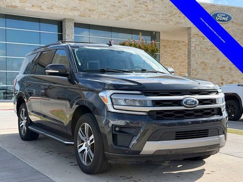 Used 2022 Ford Expedition XLT RWD image 19