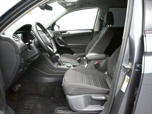 Used 2024 Volkswagen Tiguan S image 7