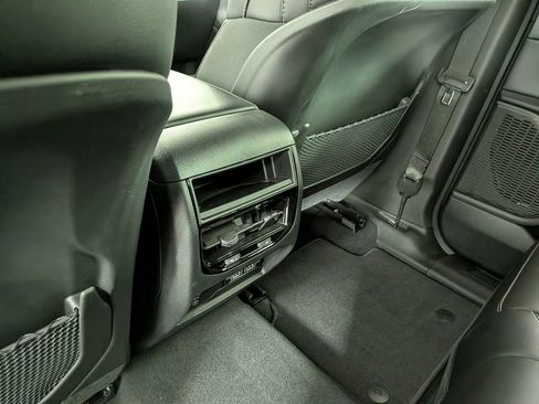 Certified 2024 Jeep Grand Cherokee Altitude image 35