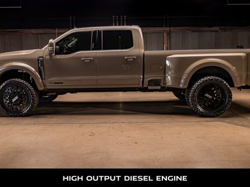 Used 2026 Ford F450 Platinum w/ Platinum Plus Package image 6