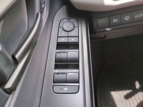 Used 2026 Toyota bZ FWD image 23