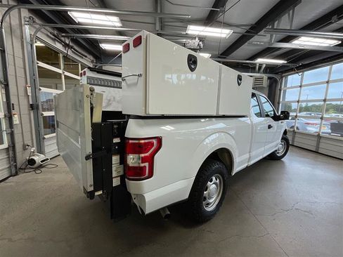 Used 2018 Ford F150 XL w/ Equipment Group 101A Mid RWD image 5