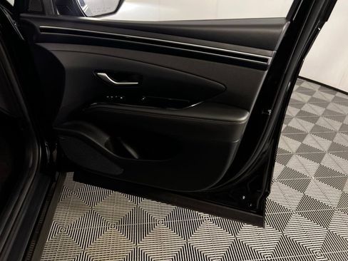 Used 2023 Hyundai Tucson Limited image 37