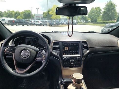 Used 2014 Jeep Grand Cherokee Limited AWD/4WD image 14
